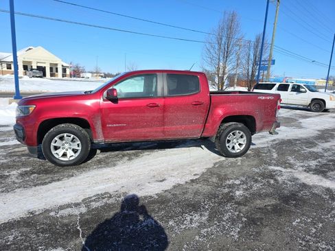 Used 2021 Chevrolet Colorado LT image 2