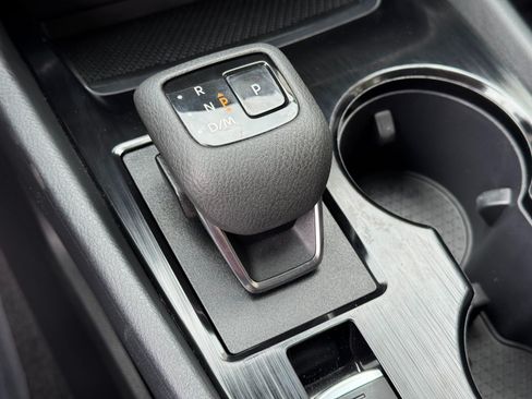 Used 2023 Nissan Rogue SV w/ SV Premium B Package FWD image 27