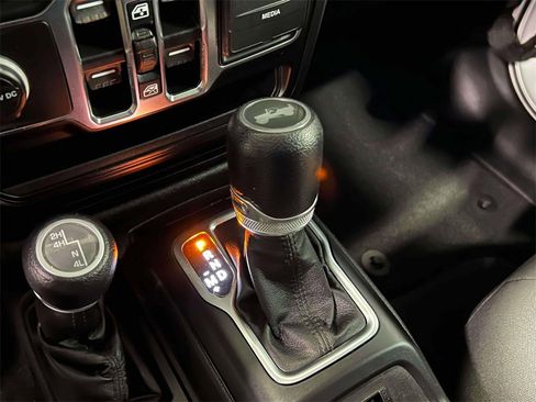 Used 2021 Jeep Wrangler Unlimited Sport S image 31