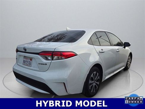 Used 2022 Toyota Corolla LE image 5