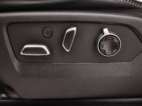 Used 2024 GMC Sierra 2500 AT4X w/ AT4X AEV Edition image 14