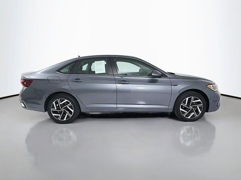 Used 2023 Volkswagen Jetta SEL FWD image 8