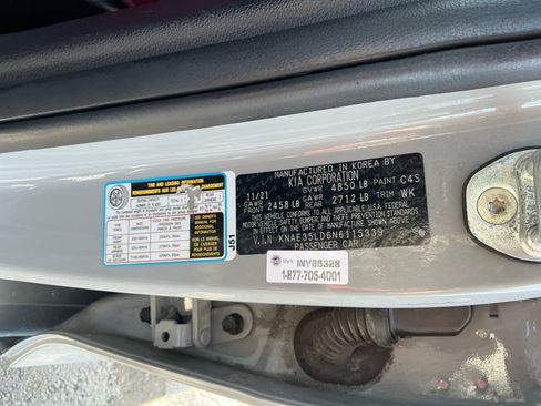 Used 2022 Kia Stinger GT-Line w/ Sun & Sound Package image 28