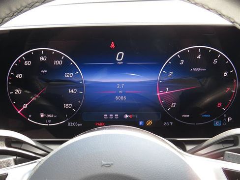 Used 2026 Mercedes-Benz GLC 300 4MATIC image 13