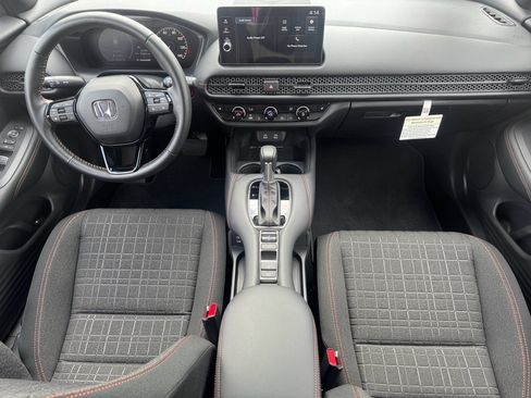 Used 2026 Honda HR-V Sport image 2