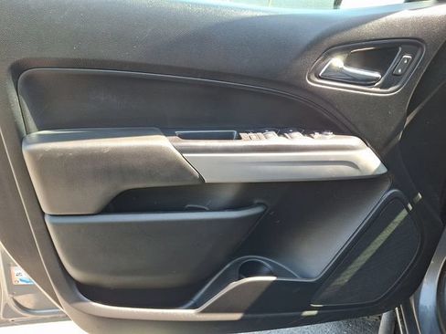 Used 2019 Chevrolet Colorado ZR2 AWD/4WD image 12