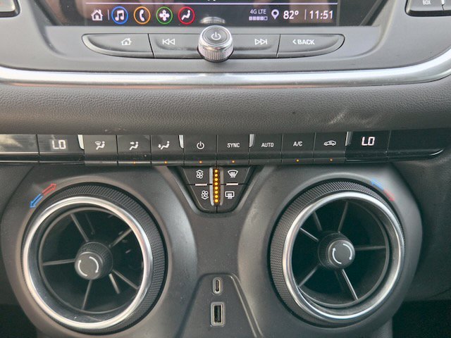 Used 2021 Chevrolet Blazer LT FWD image 22