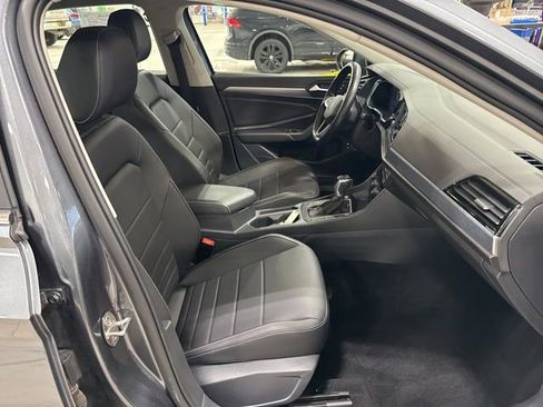 Certified 2022 Volkswagen Jetta SE image 23