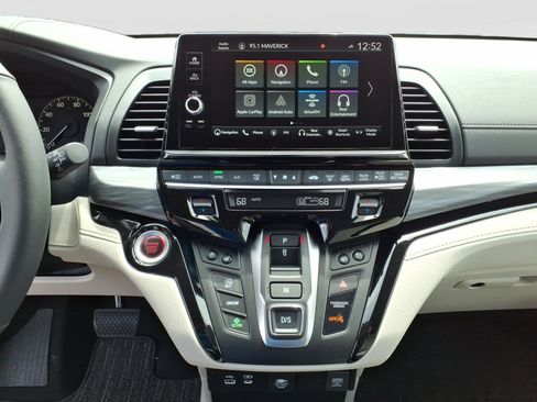 New 2026 Honda Odyssey Elite image 15
