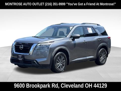 Used 2023 Nissan Pathfinder SV AWD/4WD image 9