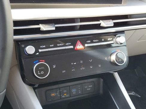 Certified 2025 Hyundai Tucson SEL FWD image 20