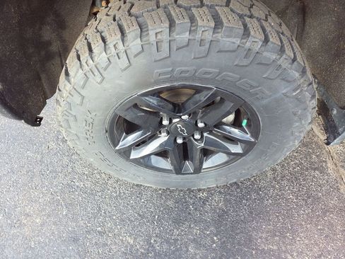 Certified 2021 Chevrolet Silverado 1500 Custom Trail Boss image 31