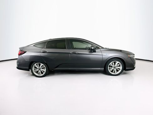 Used 2018 Honda Clarity Plug-In Hybrid image 10