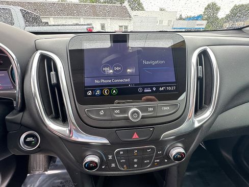 Used 2019 Chevrolet Equinox LT FWD image 10