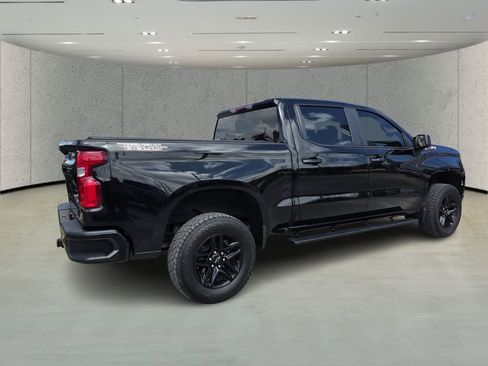 Used 2022 Chevrolet Silverado 1500 LT Trail Boss w/ Protection Package image 3
