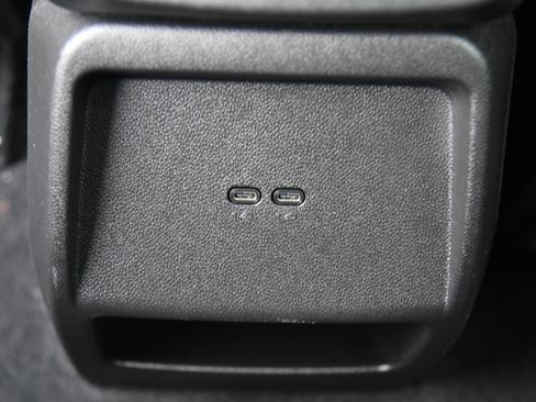 Used 2024 Chevrolet Equinox EV RS FWD image 46