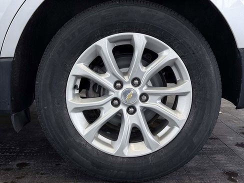 Used 2018 Chevrolet Equinox LT image 32