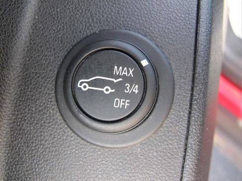 Certified 2018 Chevrolet Equinox LT w/ Sun & Infotainment Package AWD/4WD image 11