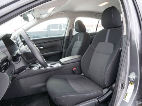 Used 2024 Nissan Sentra SV image 10