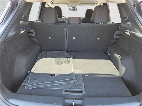 Used 2026 Nissan Kicks SV FWD image 7