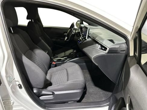 Used 2021 Toyota Corolla SE FWD image 25
