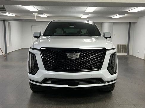 New 2026 Cadillac Escalade ESV Platinum Sport w/ LPO, ONYX Package AWD/4WD image 8
