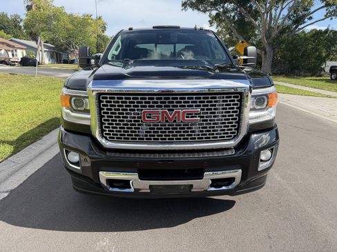 Used 2015 GMC Sierra 3500 Denali w/ Duramax Plus Package AWD/4WD image 3
