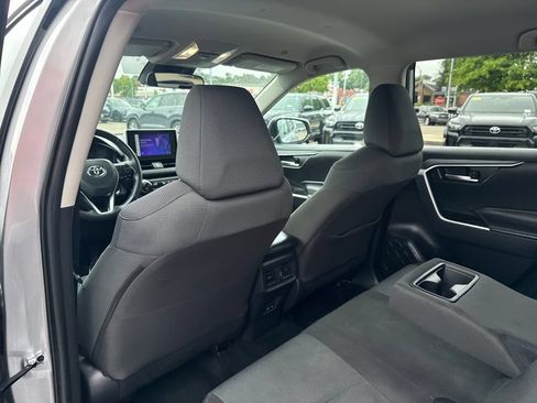 Used 2025 Toyota RAV4 XLE w/ Weather Package AWD/4WD image 38