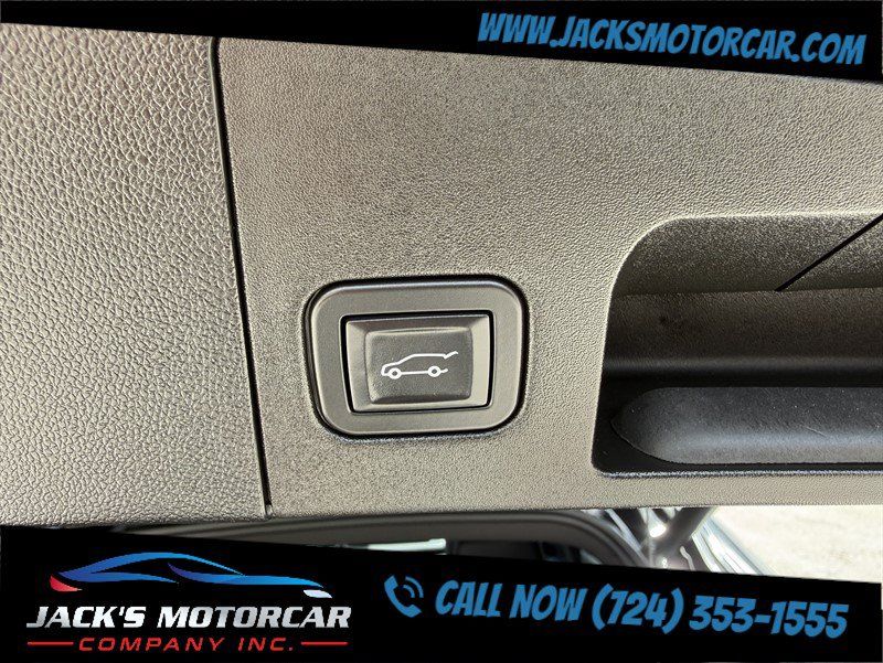 Used 2024 Cadillac XT4 Sport AWD/4WD image 30
