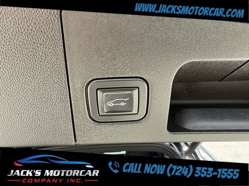 Used 2024 Cadillac XT4 Sport AWD/4WD image 30