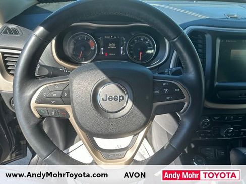 Used 2016 Jeep Cherokee Latitude w/ Comfort/Convenience Group AWD/4WD image 15