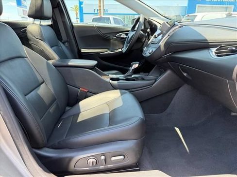Certified 2024 Chevrolet Malibu LT FWD image 14