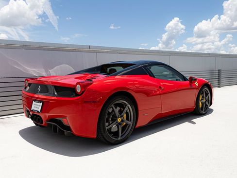 Used 2015 Ferrari 458 Spider RWD image 14