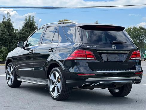 Used 2017 Mercedes-Benz GLE 350 4MATIC w/ Premium 2 Package image 3