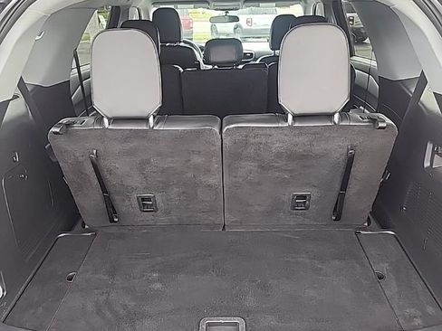 Used 2023 Ford Explorer XLT w/ Equipment Group 202A AWD/4WD image 12