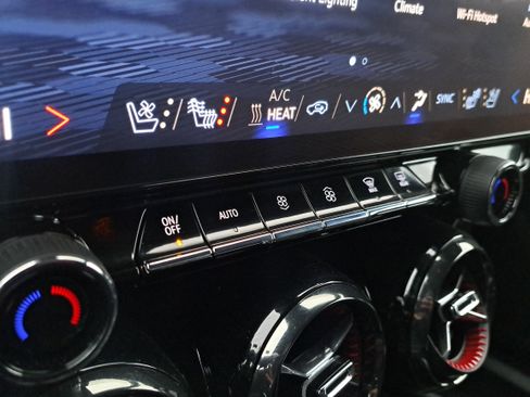 Used 2024 Chevrolet Blazer EV RS image 24