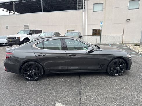 Used 2023 Genesis G70 3.3T w/ Sport Advanced Package image 9