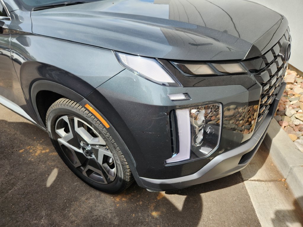 Used 2023 Hyundai Palisade SEL w/ Premium Package AWD/4WD image 3