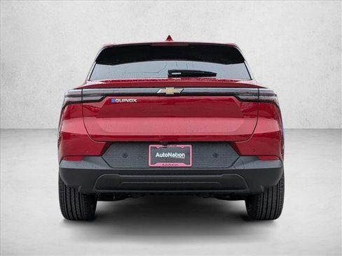New 2026 Chevrolet Equinox EV LT image 6
