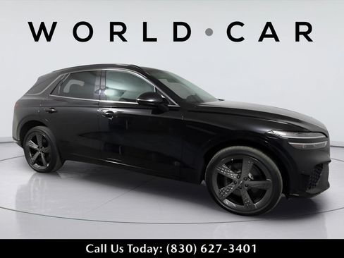 Used 2025 Genesis GV70 3.5T Sport w/ Sport Prestige Package AWD/4WD image 3