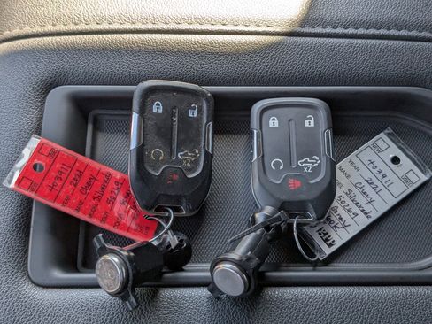 Used 2021 Chevrolet Silverado 1500 LT Trail Boss image 36