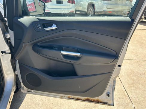 Used 2016 Ford Escape SE w/ SE Leather Comfort Package image 16