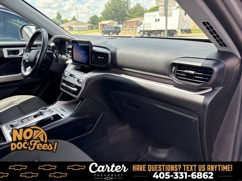 Used 2022 Ford Explorer XLT AWD/4WD image 38