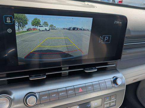 Used 2026 Hyundai Kona SEL Premium AWD/4WD image 17