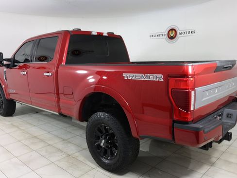 Used 2021 Ford F350 Platinum w/ Tremor Off-Road Package AWD/4WD image 4