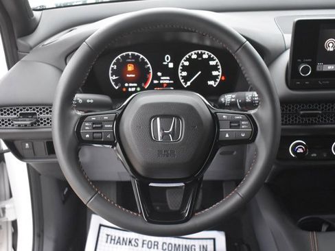 Used 2024 Honda HR-V Sport image 19