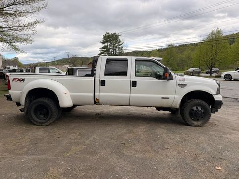 Used 2005 Ford F350 Lariat AWD/4WD image 4