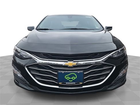 Used 2022 Chevrolet Malibu LT image 1