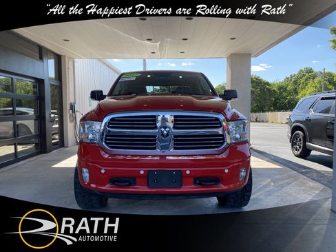Used 2017 RAM 1500 Lone Star AWD/4WD image 3