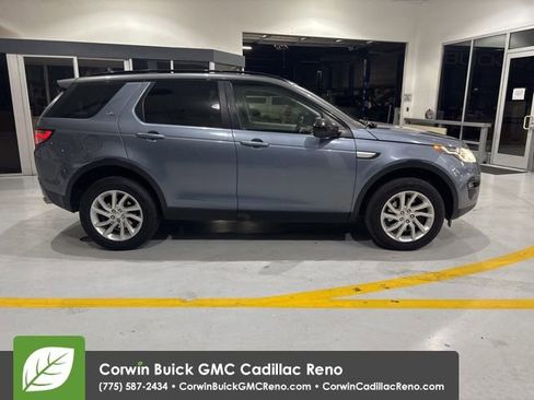 Used 2018 Land Rover Discovery Sport HSE image 7